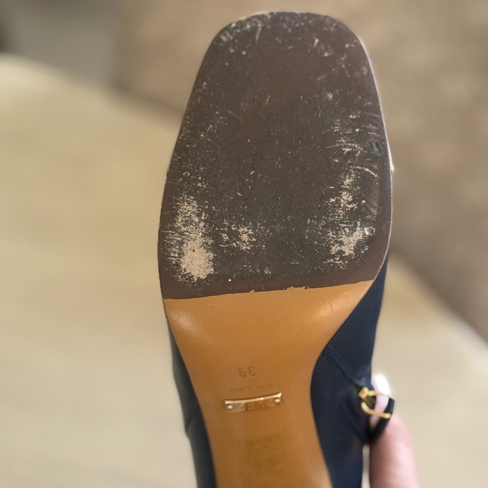 Gucci Hills Logo boots